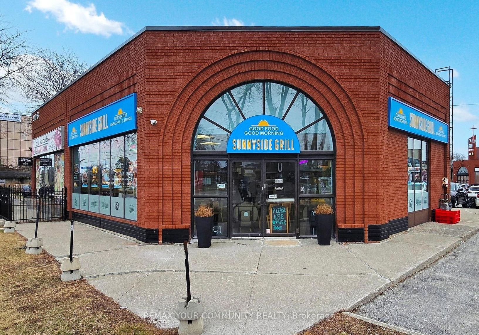2777 Steeles Avenue W, Toronto, ON, M3J 3K5