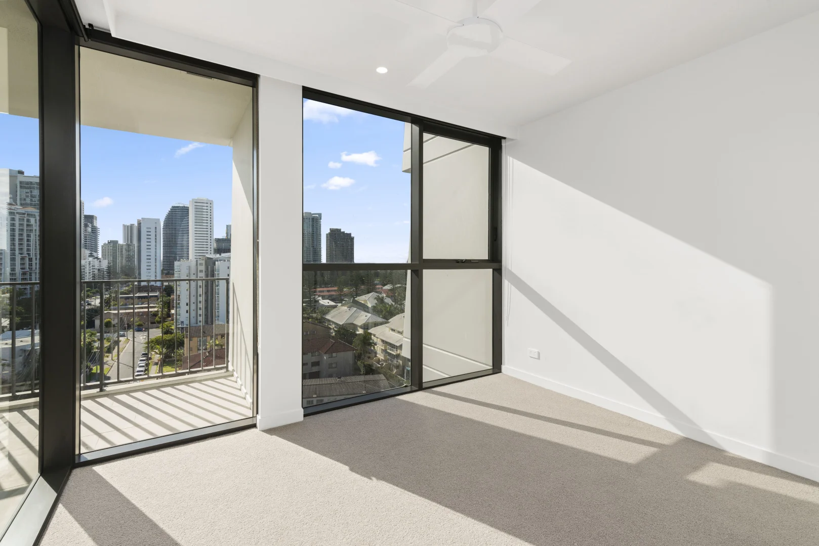Additional image 7 of 1002/43 Peerless Avenue, Mermaid Beach QLD 4218