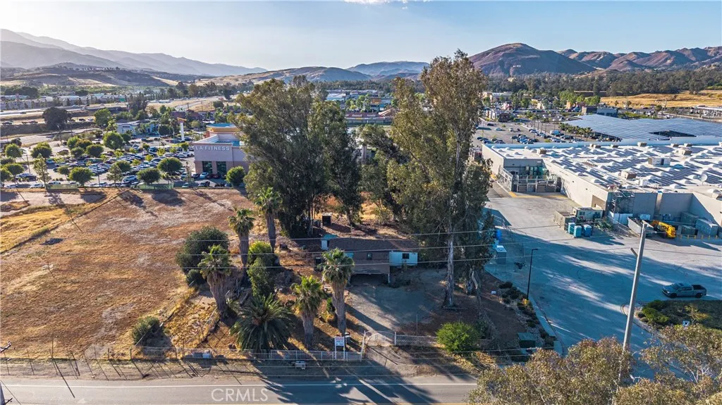 Additional image 15 of 29489 3rd St, Lake Elsinore, CA 92532