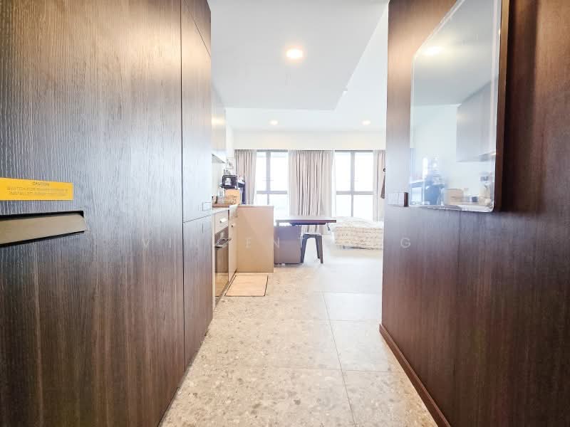 1 Pearl Bank photo 2