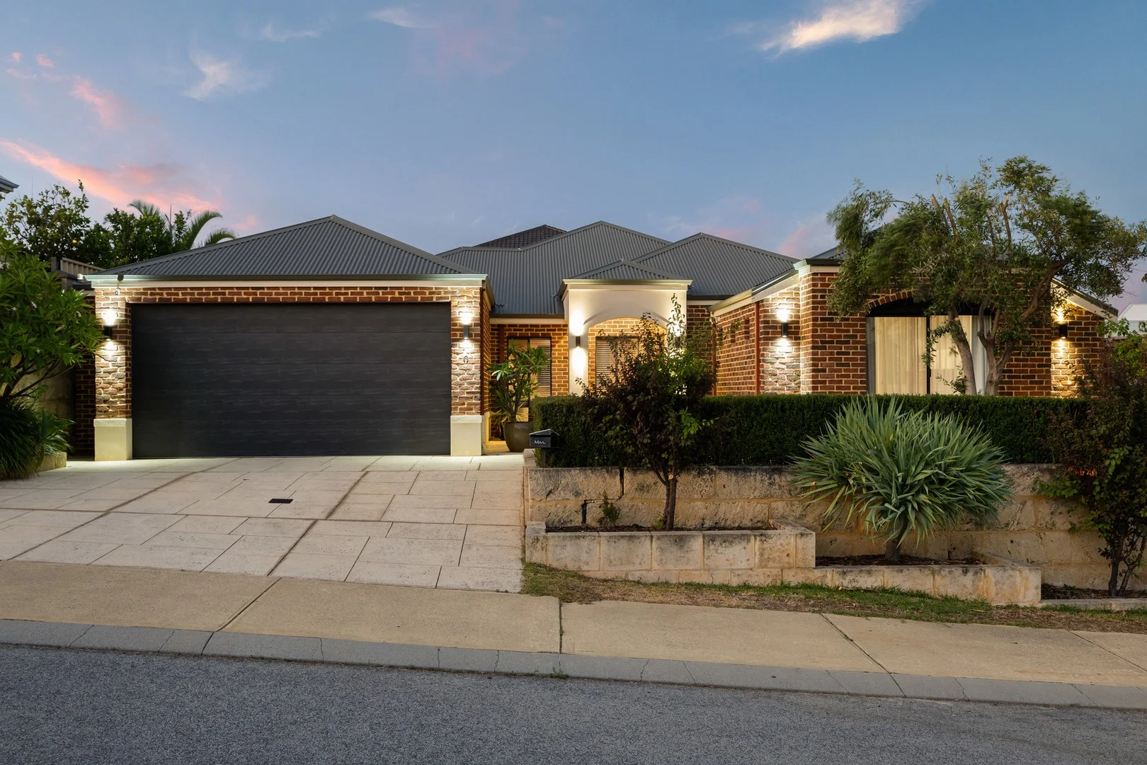6 Stavros Way, Iluka WA 6028