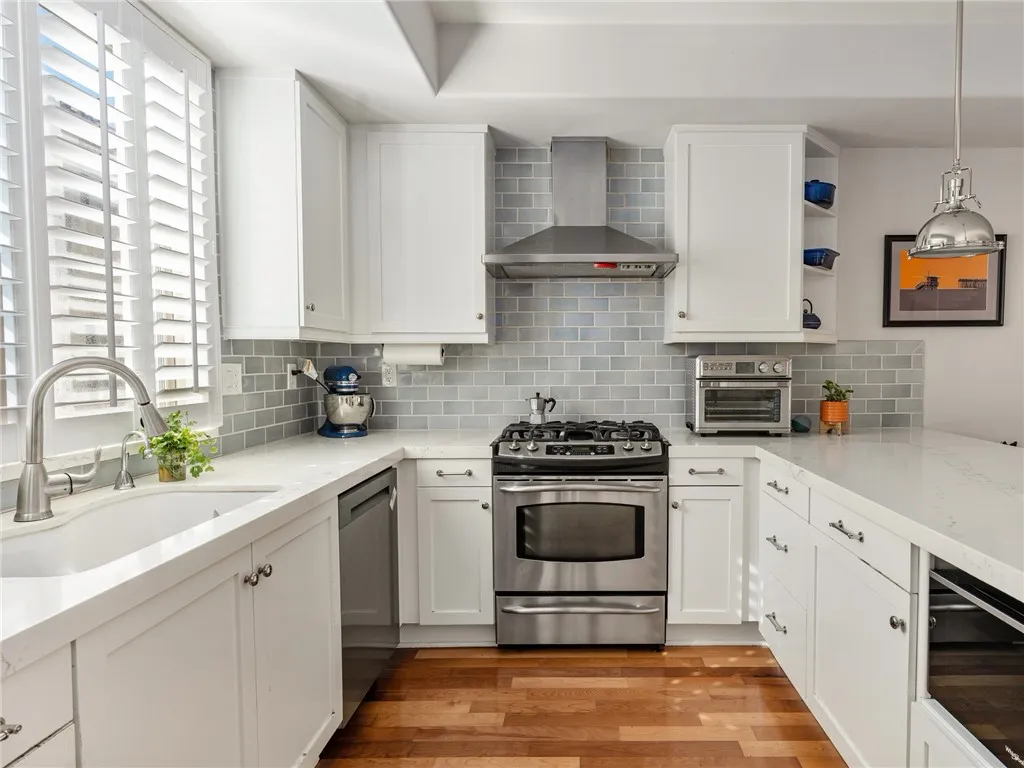 Additional image 11 of 305 Kansas Street Unit D, El Segundo, CA 90245