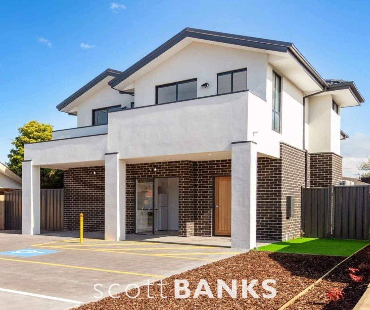 1/55 O'Neills Road, Melton VIC 3337