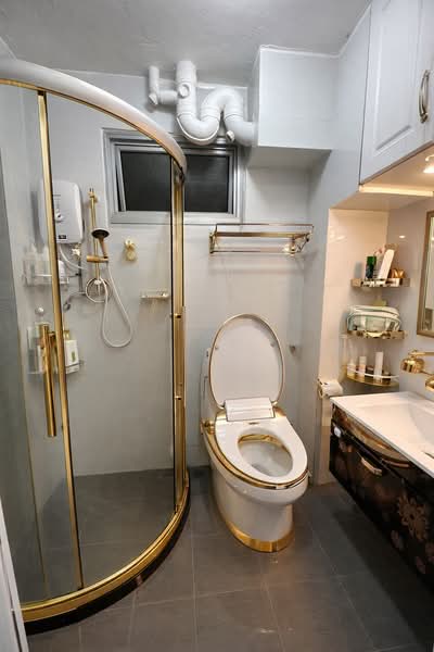 305 Tampines Street 32 photo 3