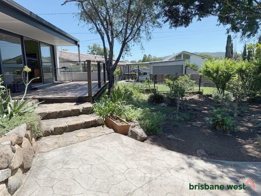 Additional image 2 of 11 Oakington Street, Fig Tree Pocket QLD 4069