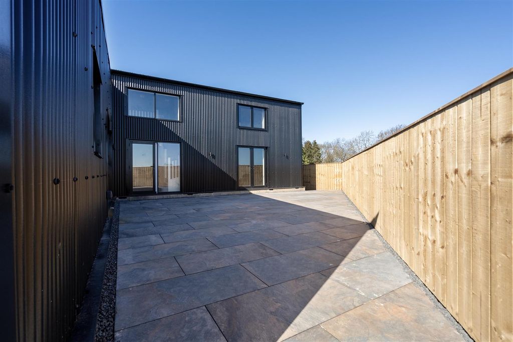 Additional image 16 of 6 bed detached house for saleThe Barn At Clickemin, Ponteland, Newcastle Upon Tyne NE20