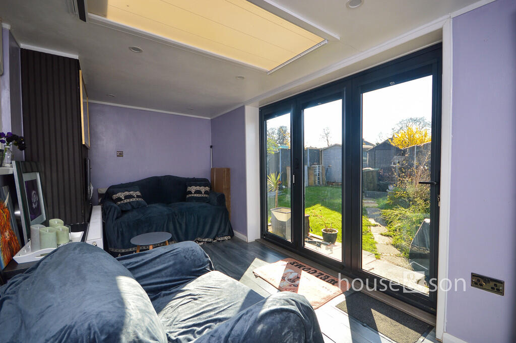 Aldridge Road, Bournemouth photo 3