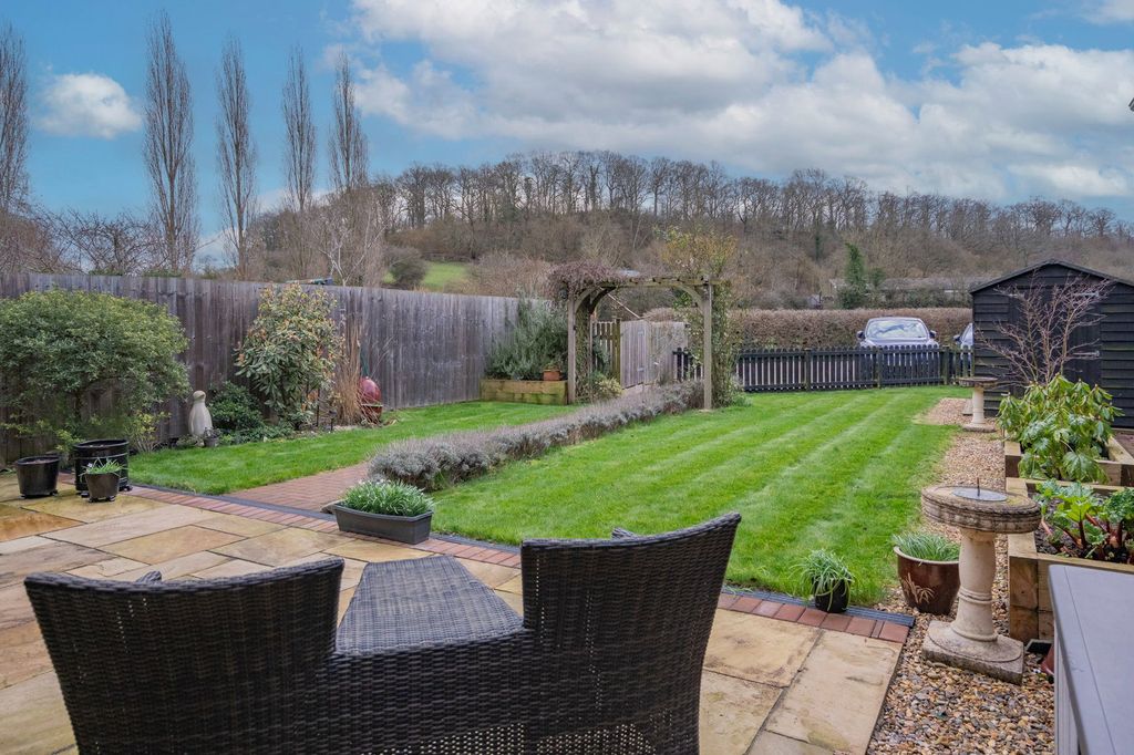 3 bed barn conversion for saleDoddenham Hall, Doddenham, Broadwas WR6 photo 2