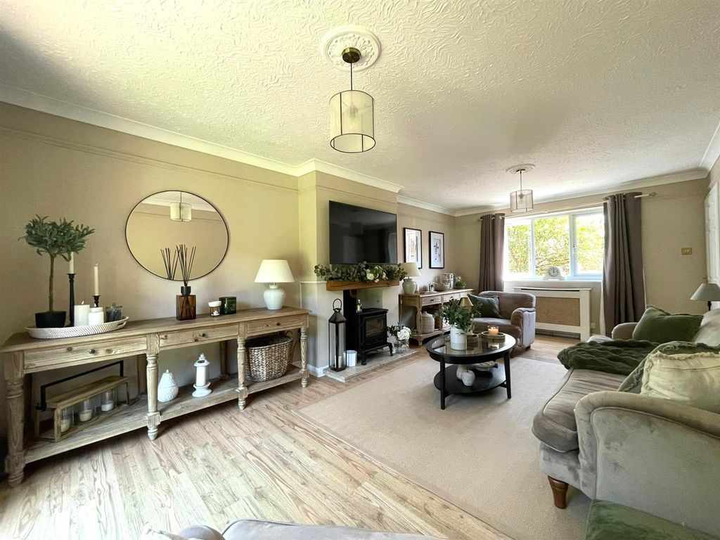 Additional image 3 of 4 bed detached house for saleCastle Park, Aldbrough, Hull HU11
