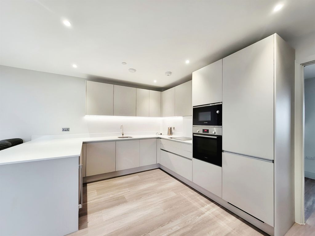 Additional image 13 of 3 bed penthouse for saleRest Bay, Porthcawl CF36