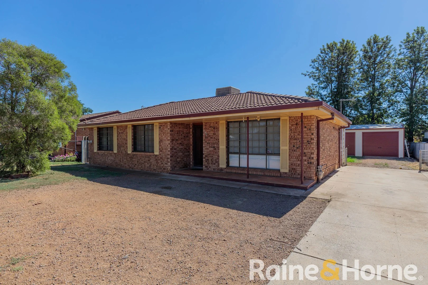 75 Thompson, Dubbo NSW 2830