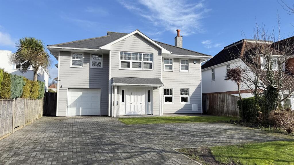 Sandbanks Road, Lilliput