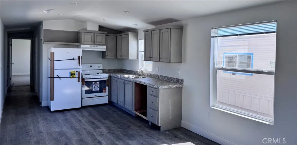 Additional image 21 of 17455 Marygold Avenue Unit 49, Bloomington, CA 92316