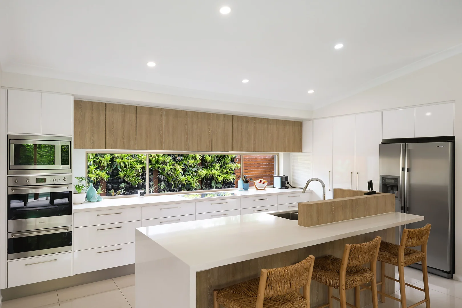 Additional image 8 of 8 Beaconsfield Drive, Burleigh Waters QLD 4220