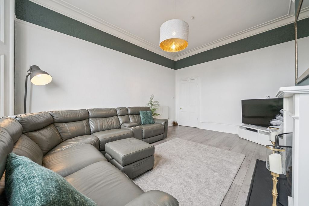 Additional image 6 of 2 bed flat for sale2/1, 12 William Street, Helensburgh G84