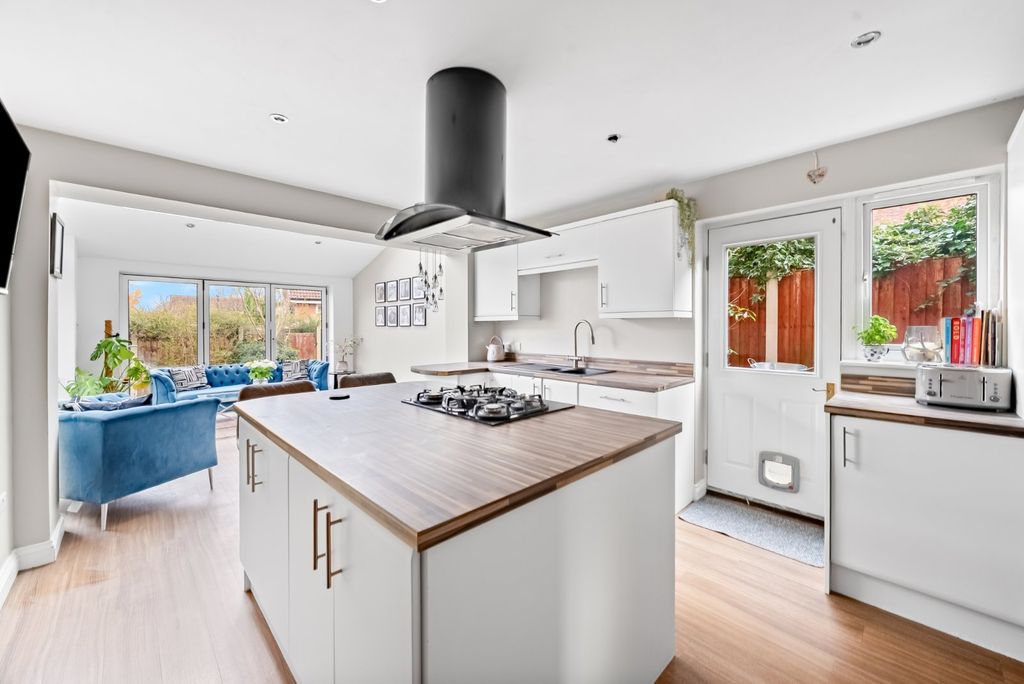Additional image 4 of 4 bed detached house for saleHeather Way, Harrogate, North Yorkshire HG3
