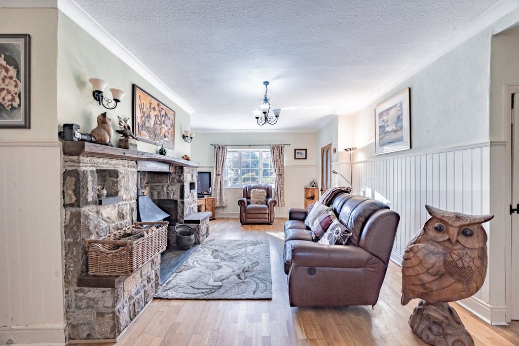 Additional image 8 of 4 bed equestrian for saleRuthin, Denbighshire LL15