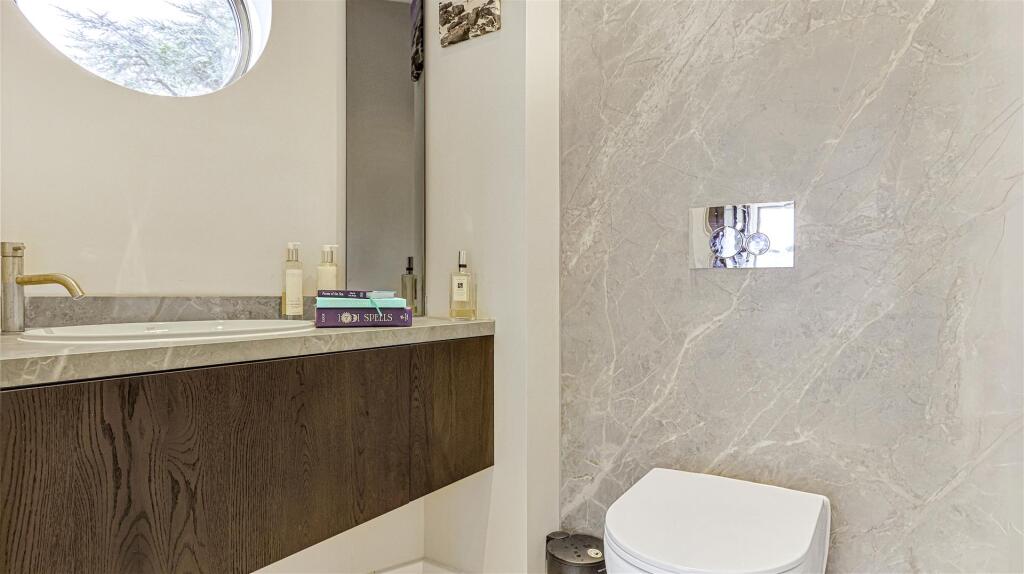 Additional image 20 of Penthouse, The Avenue Branksome Park