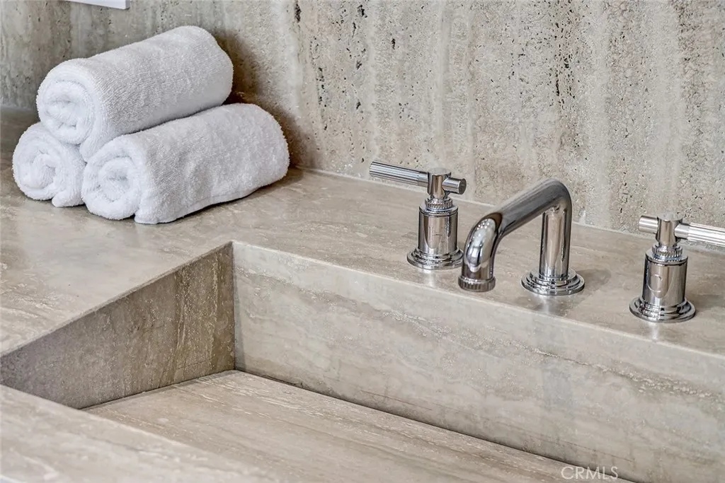 Additional image 108 of 315 25th, Manhattan Beach, CA 90266