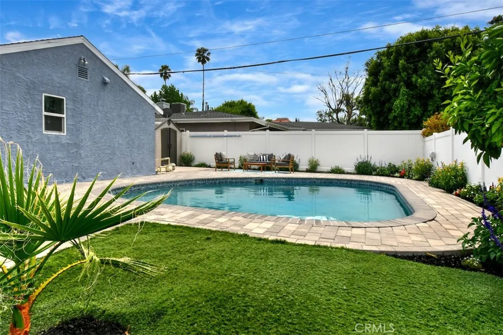 Additional image 50 of 15576 Hesby St, Encino, CA 91436