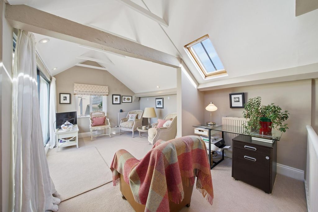Additional image 20 of 3 bed flat for salePark Terrace, Nottingham NG1