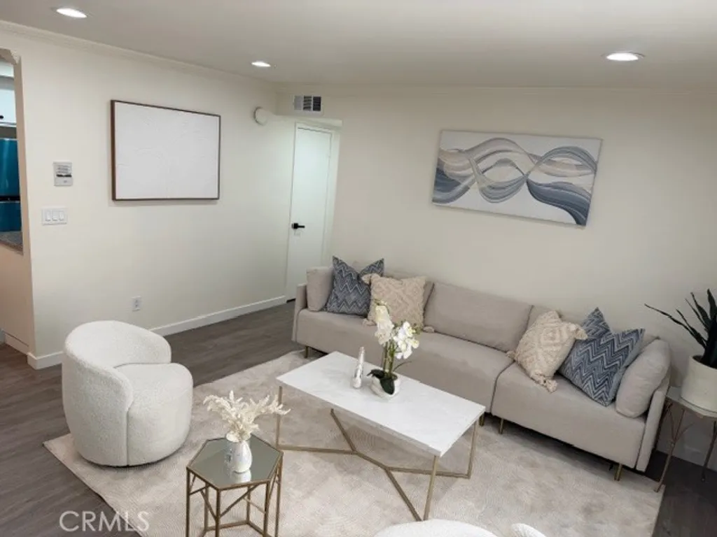 Additional image 9 of 408 Burchett St Unit 5, Glendale, CA 91203