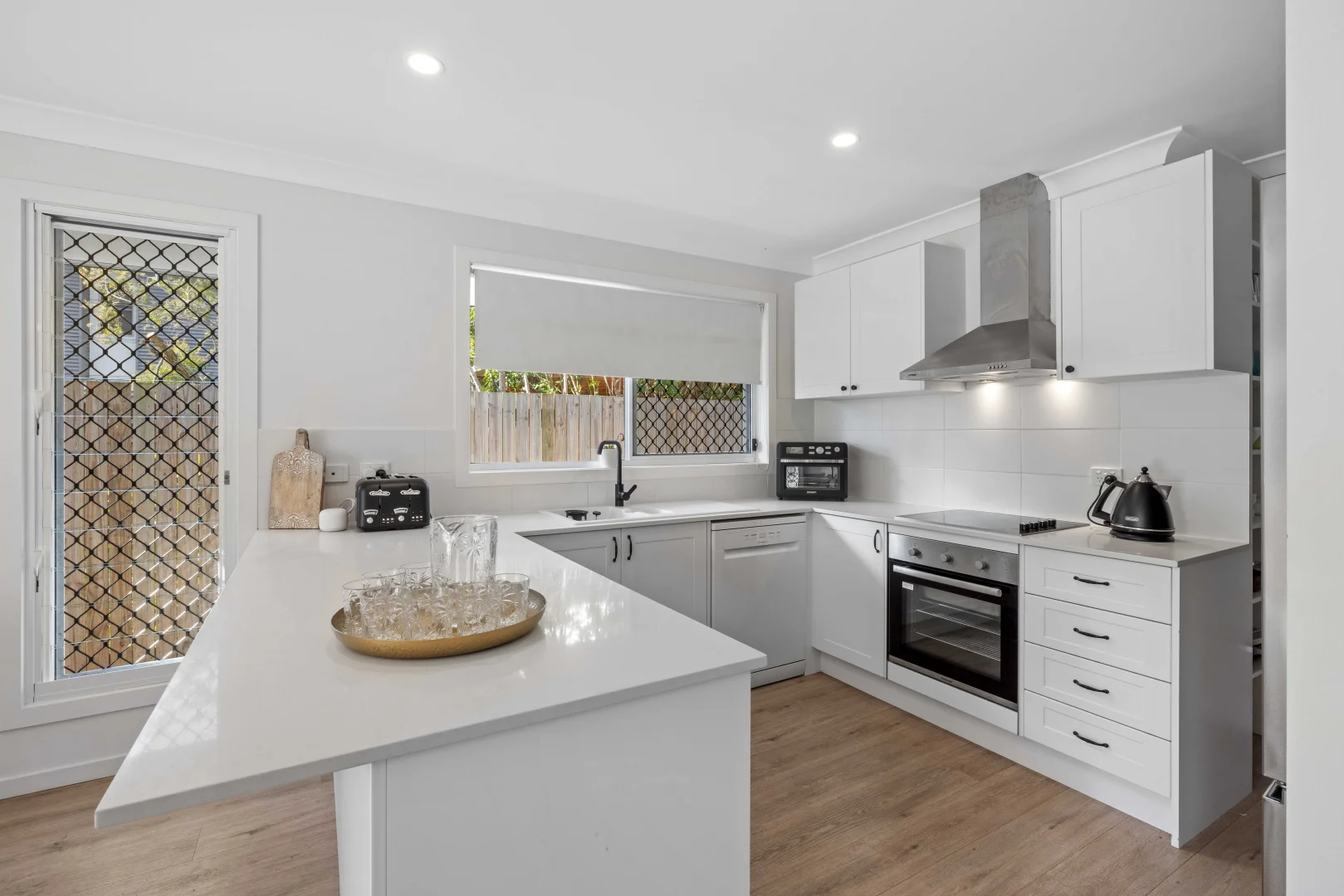 Additional image 8 of 413 Scarborough Road, Scarborough QLD 4020