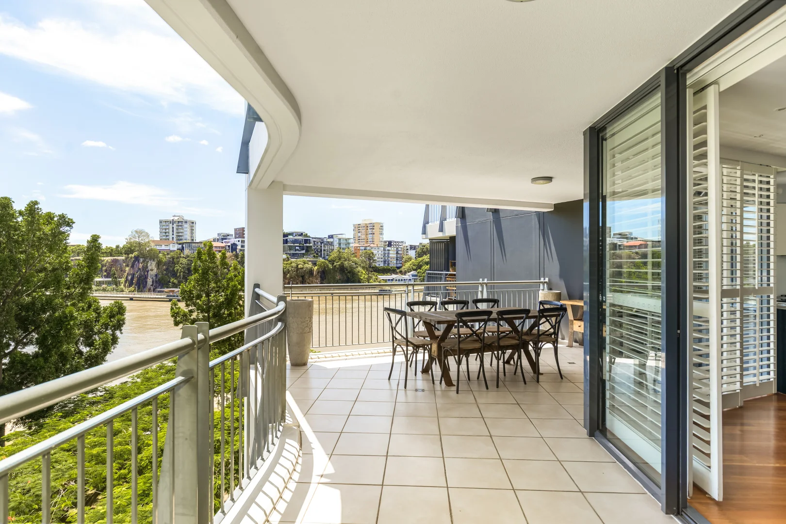 Additional image 2 of 1 Holman Street, Kangaroo Point QLD 4169