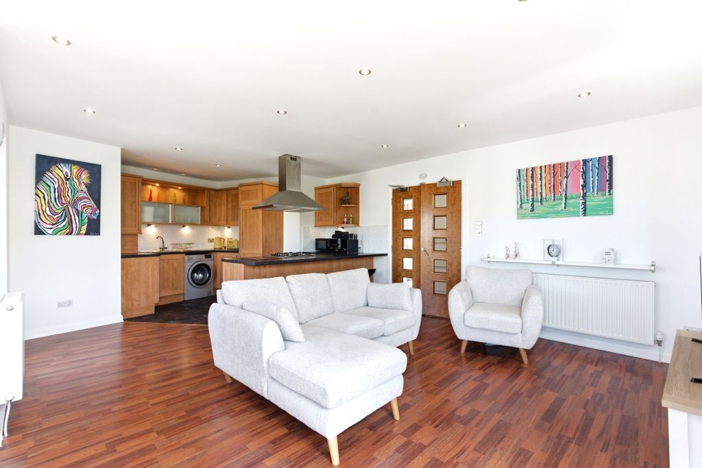 Additional image 6 of 2 bed flat for saleKaims Terrace, Livingston EH54