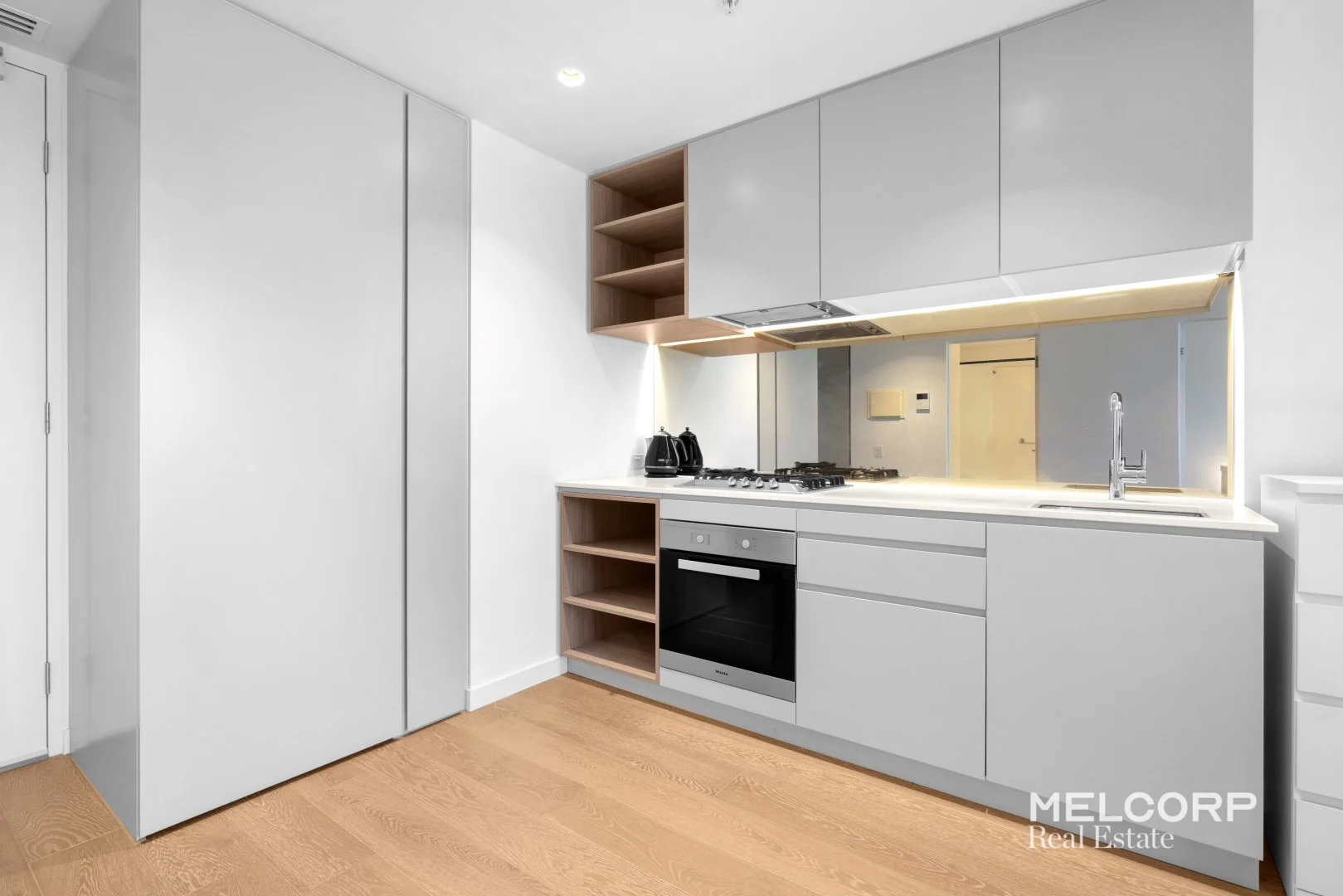 Additional image 4 of 2208/462 Elizabeth Street, Melbourne VIC 3000