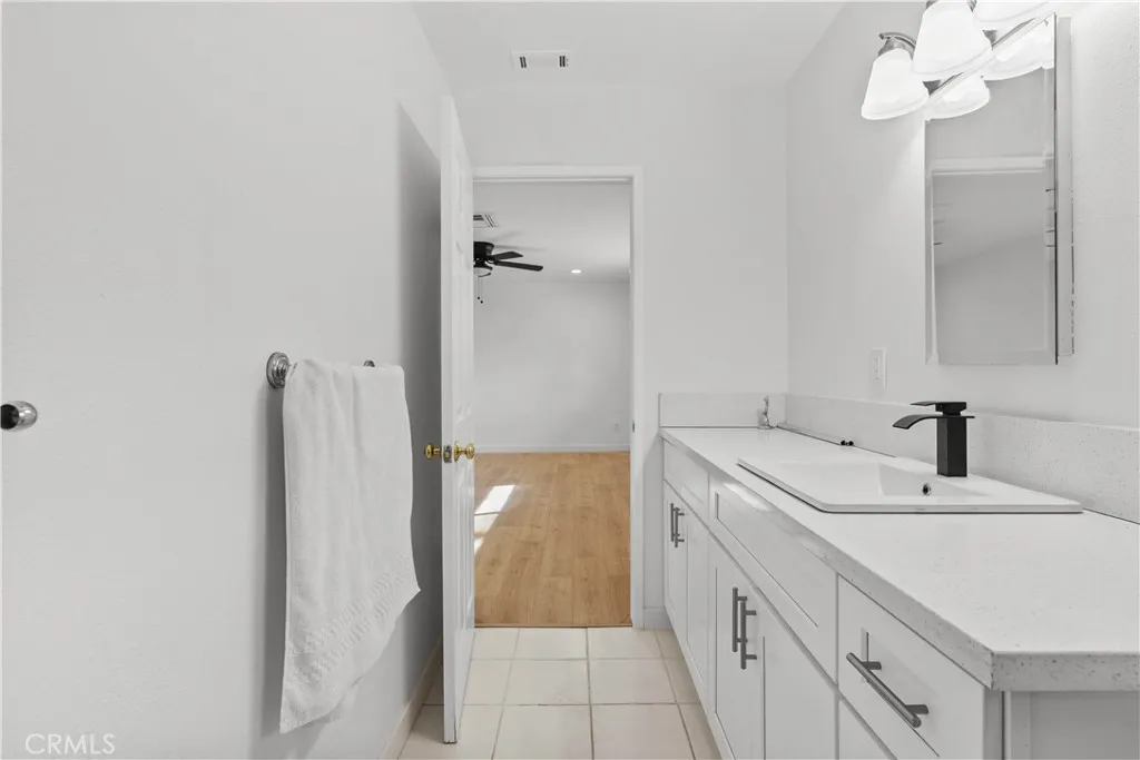 Additional image 110 of 9473 Juniper St, Apple Valley, CA 92308