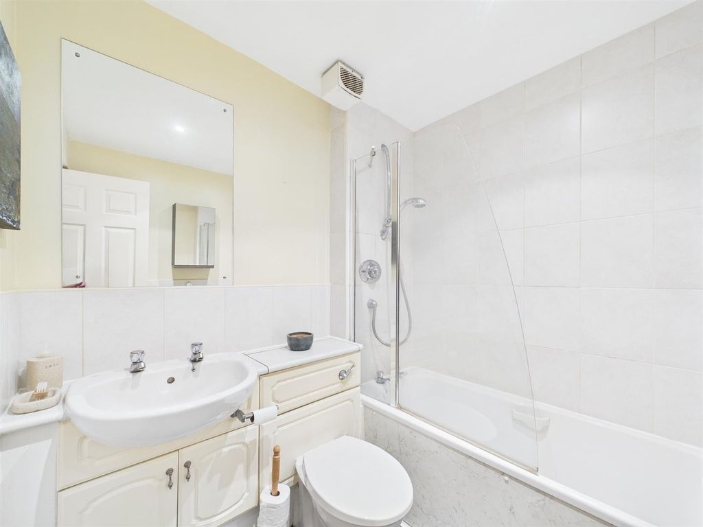 Additional image 15 of 3 bed flat for sale4D South Inch Court, Perth PH2