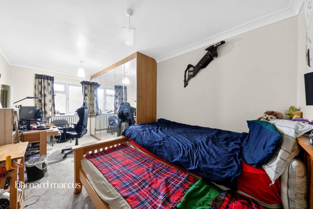 Additional image 9 of 6 bed detached house for saleHereford Road, Feltham TW13