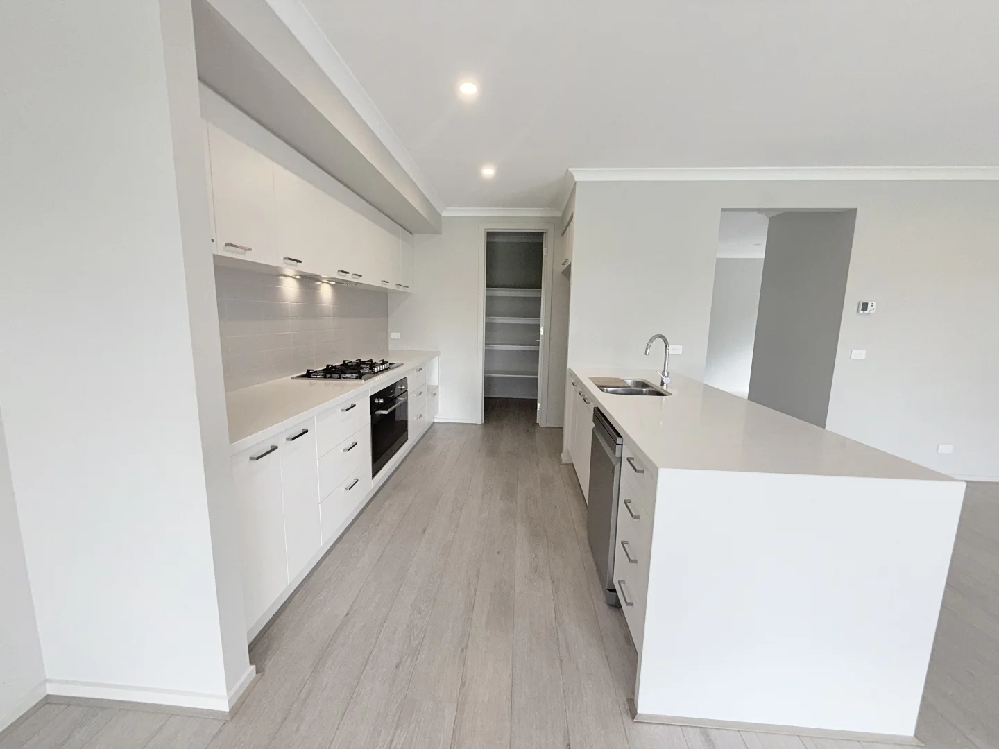 Additional image 2 of 8 Wedge Tail Court, Lara VIC 3212