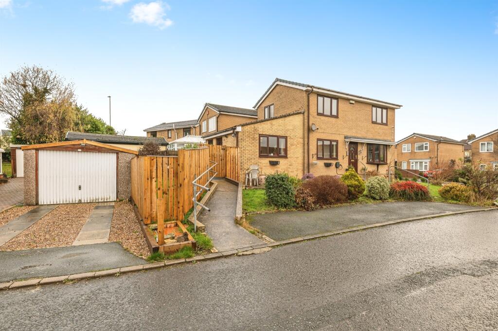 Additional image 14 of Moffat Close, BRADFORD