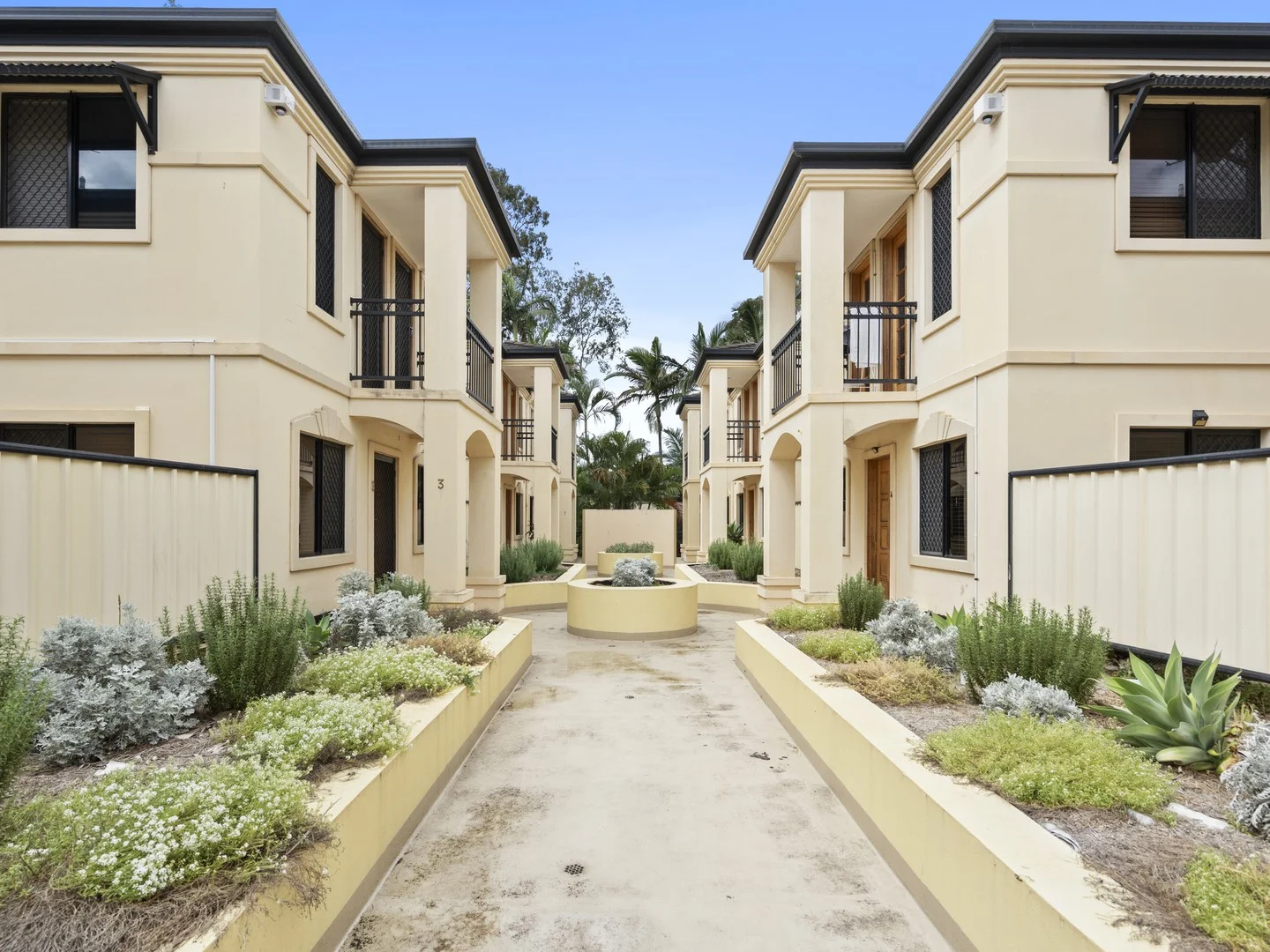 7/136 Central Avenue, Indooroopilly QLD 4068