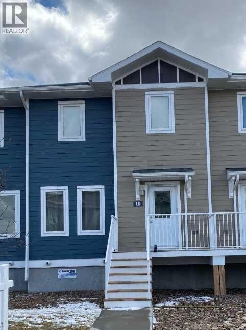 10 Sage Brush Avenue