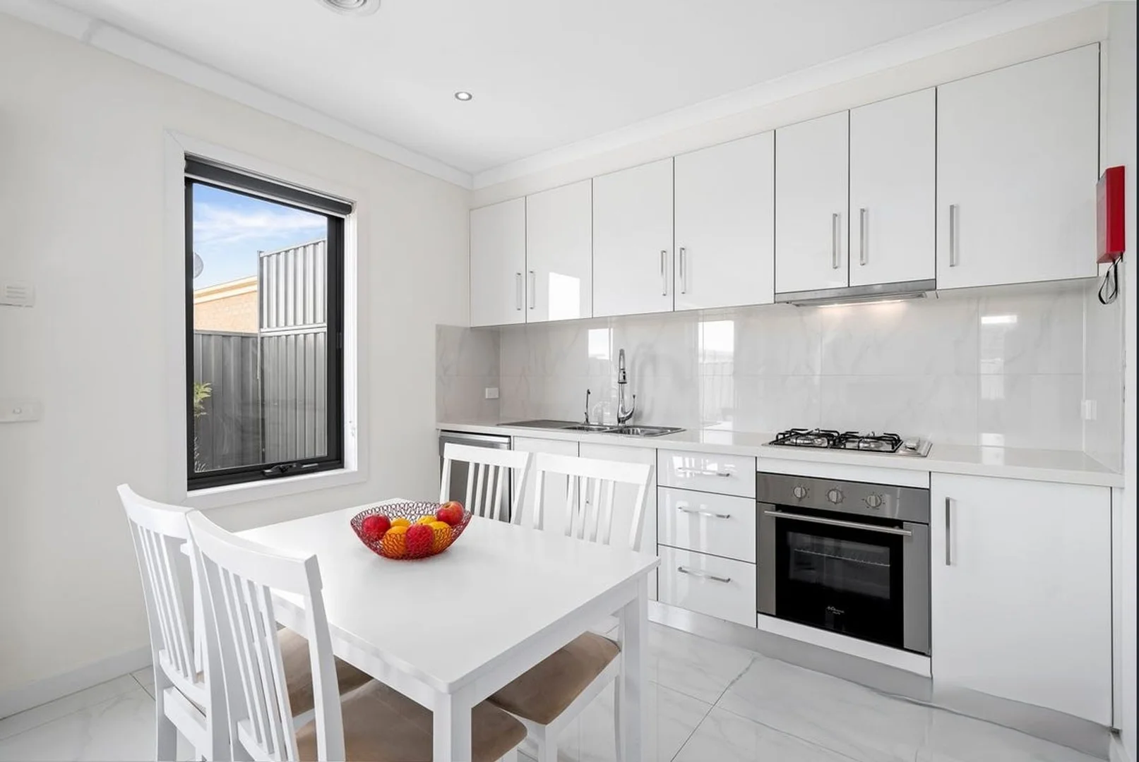 Additional image 5 of 4/11 Loxwood Court, Deer Park VIC 3023