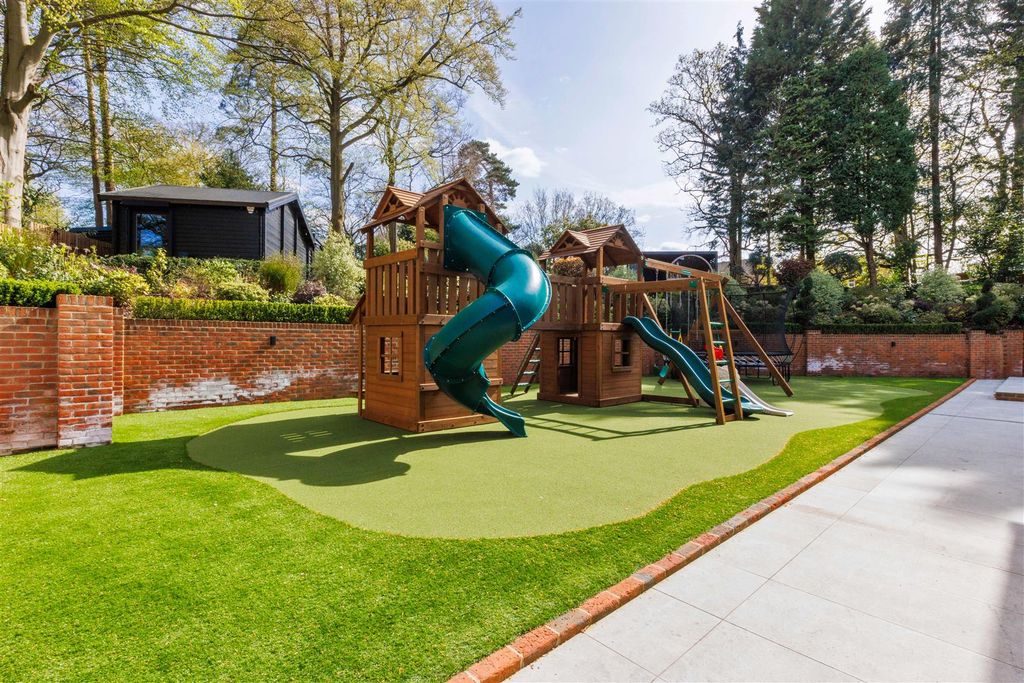 Additional image 39 of 6 bed detached house for saleBurleigh Lane, Ascot SL5