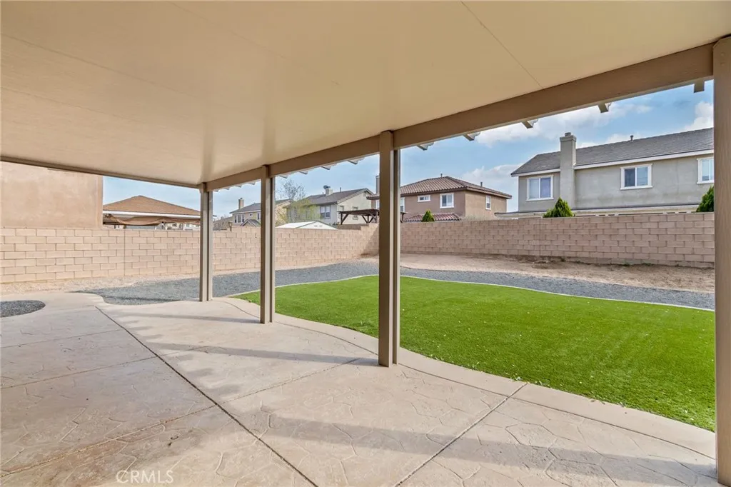 3060 E Avenue J14, Lancaster, CA 93535