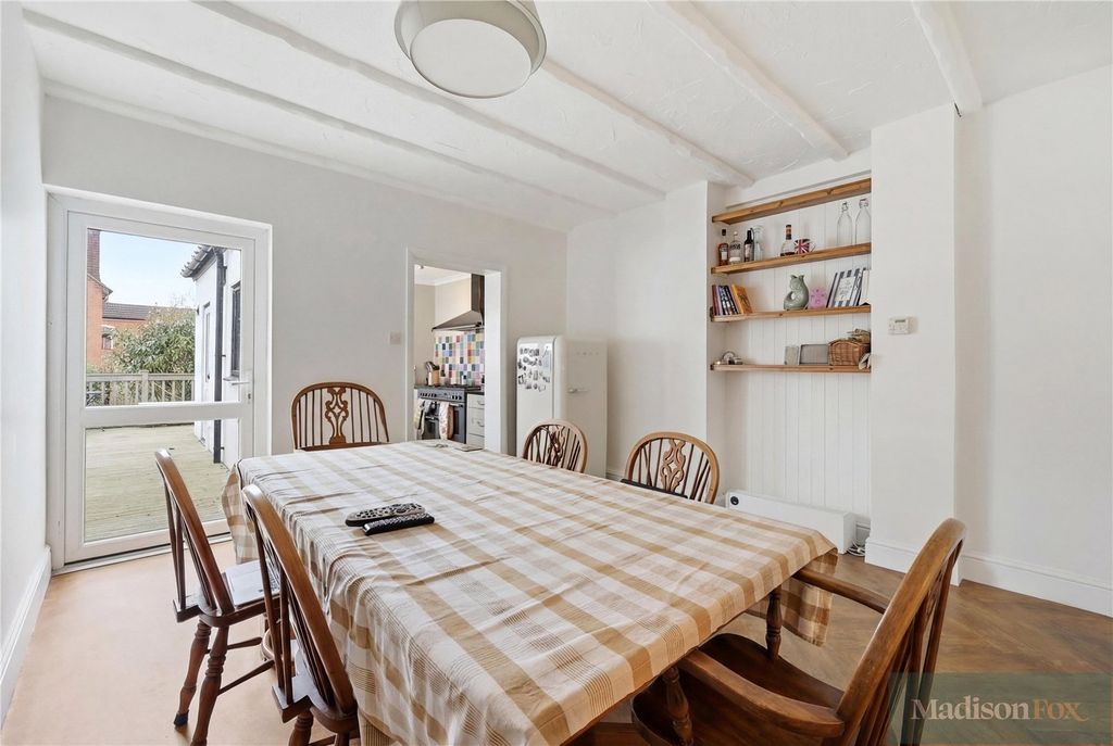 Additional image 6 of 7 bed semi-detached house for saleHigh Road, Loughton, Essex IG10