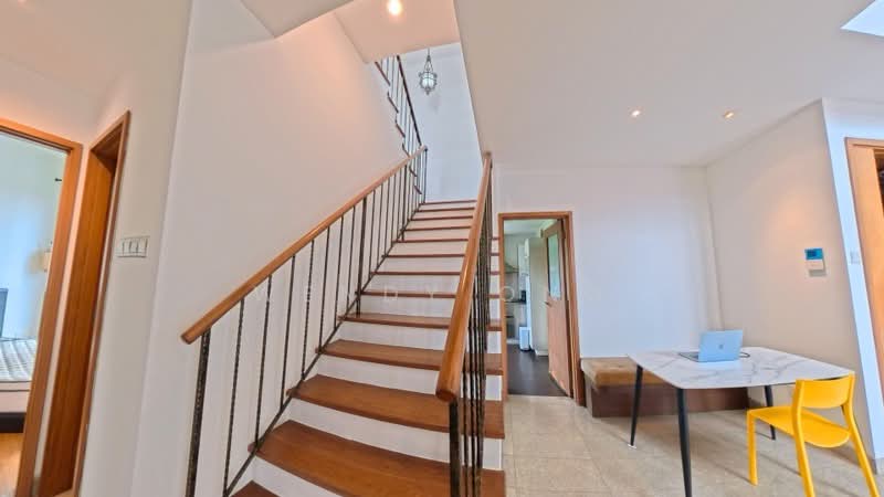 27 Adam Road photo 5