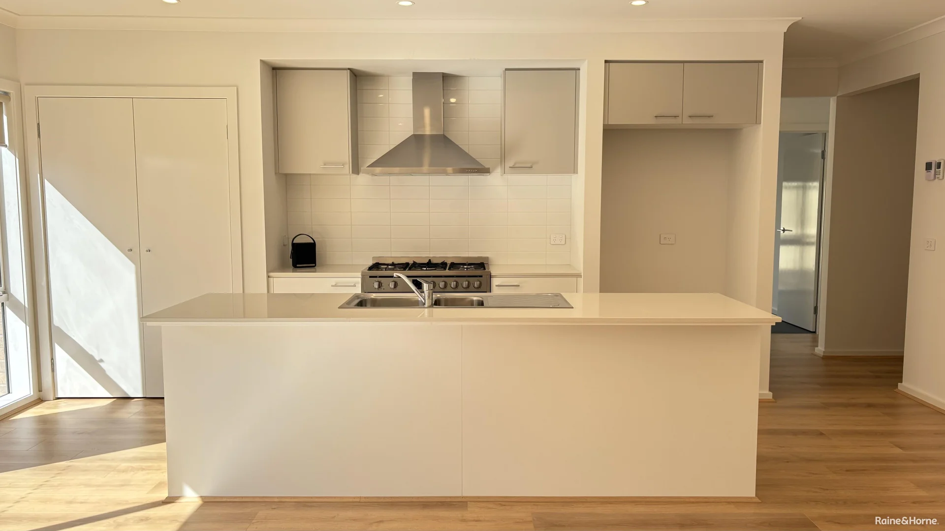 Additional image 16 of 21 Wharfedale Crescent, Lara VIC 3212