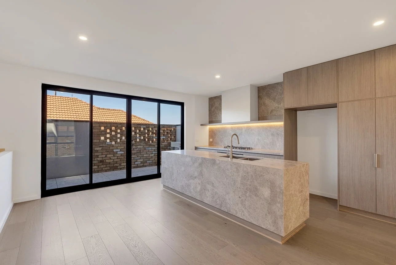 17 Carrick Lane, Strathmore VIC 3041