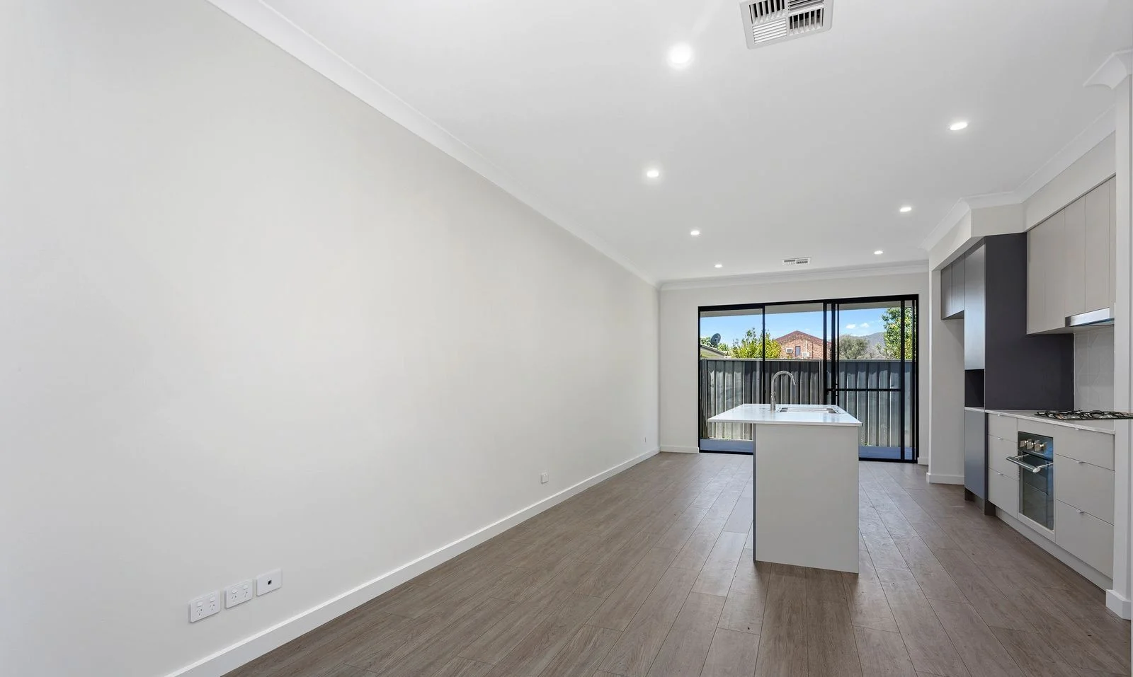 Additional image 3 of 3/26 Downer Avenue, Campbelltown SA 5074