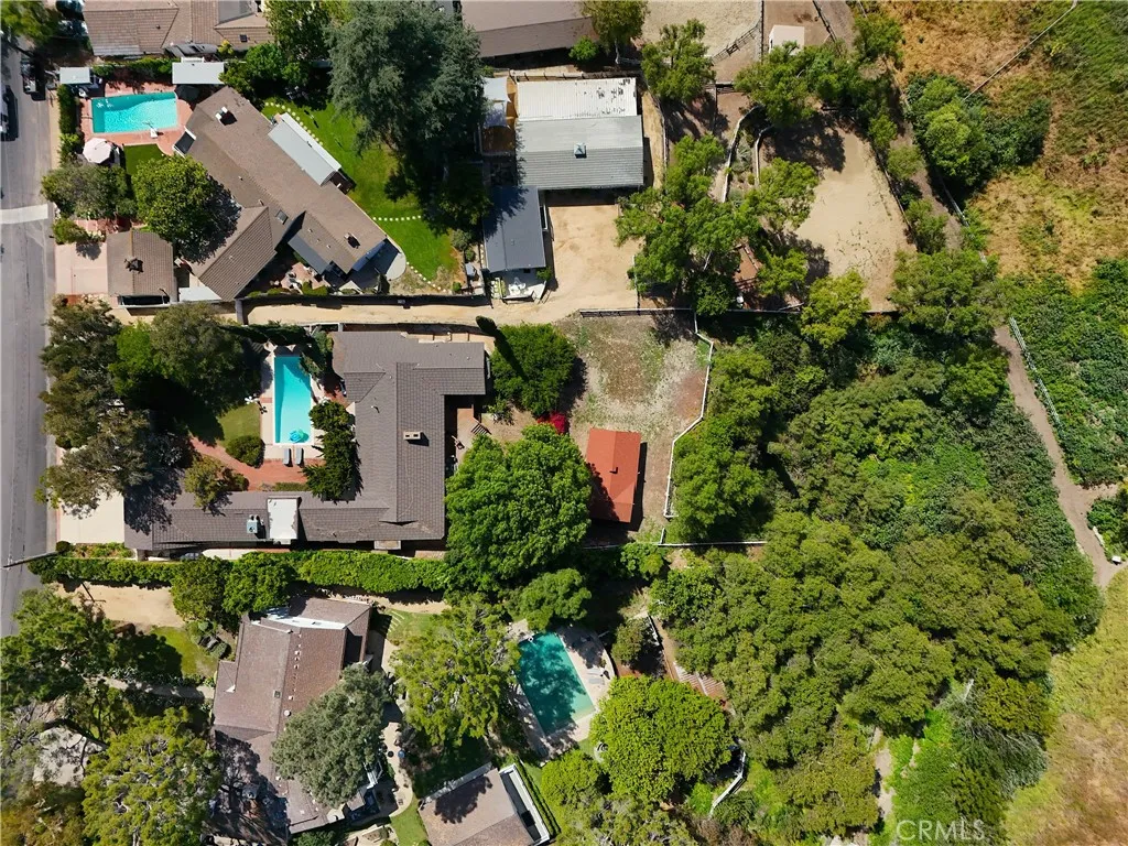 19 Strawberry Lane, Rolling Hills Estates, CA 90274