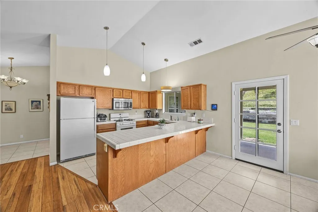 Additional image 11 of 13531 Suncrest Court, Yucaipa, CA 92399