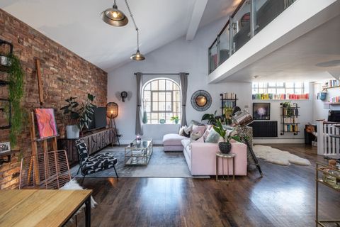 Hanover Place, Mile End E3