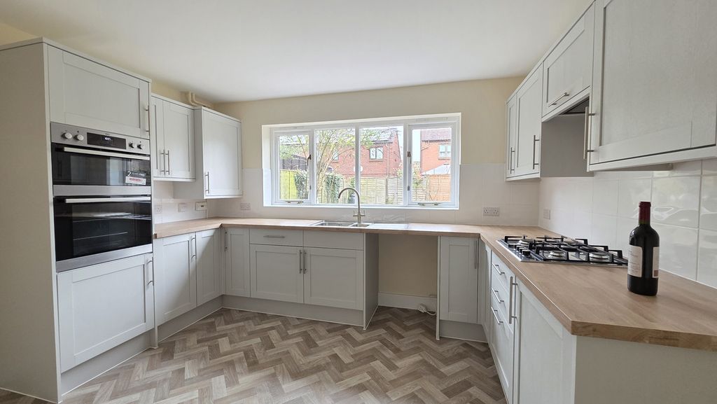 Additional image 2 of 5 bed detached house for saleMerestone Close, Southam CV47