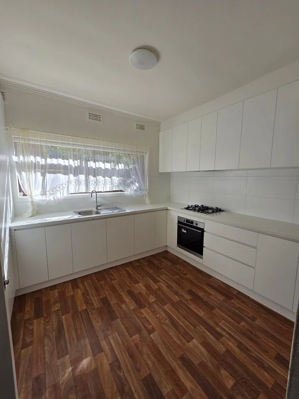 1/1327 Centre Rd, Clayton VIC 3168